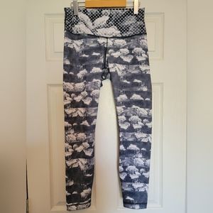 Lululemon High Times Pant sz 8